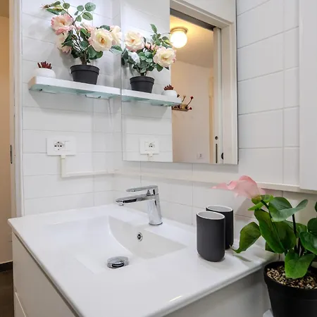 Porta Venezia Milano, Bilocale In Centro Apartment *